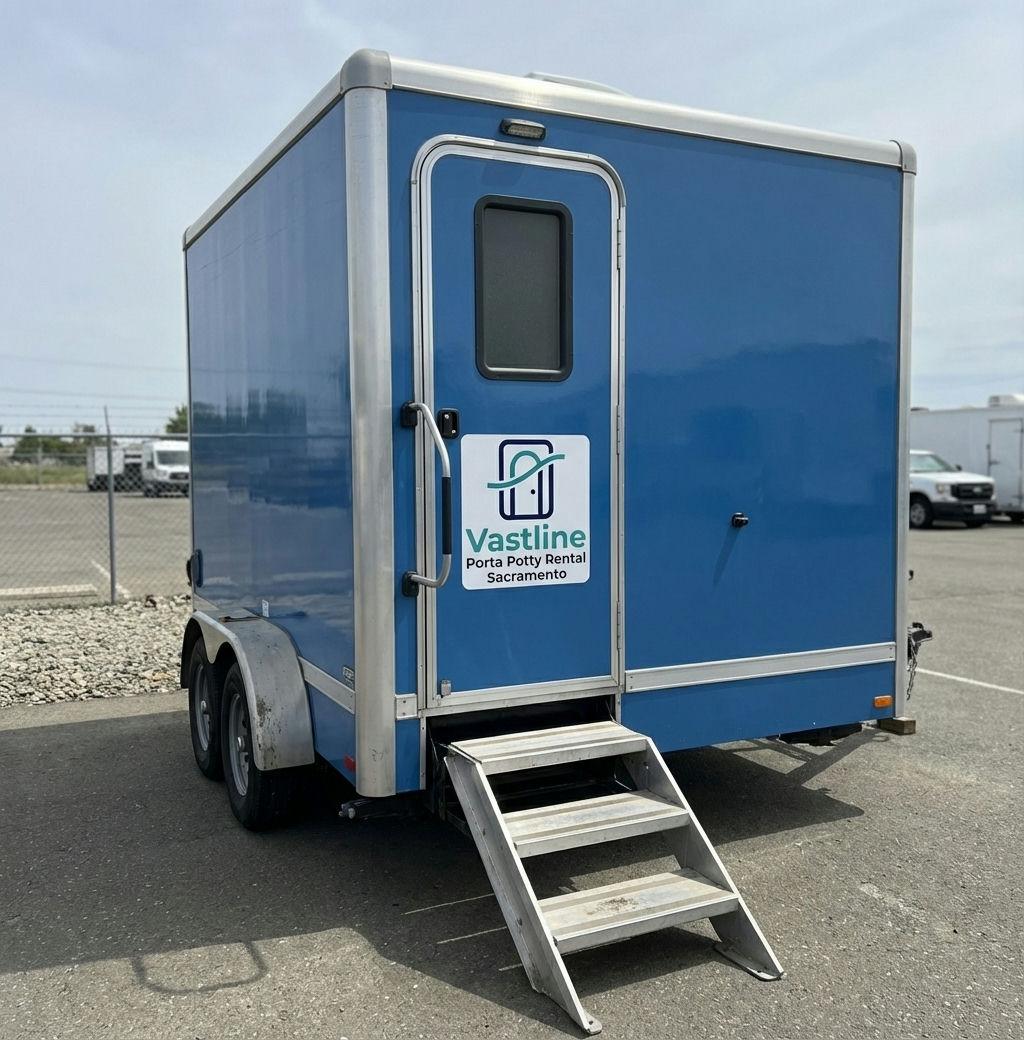 Luxury restroom trailer